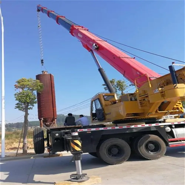 修水县专业吊车租赁多少钱