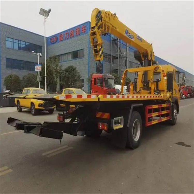 修水县附近小随车吊出租电话，轻松解决搬运烦恼