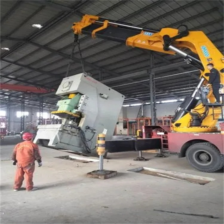 修水县80吨折臂吊车出租附近电话