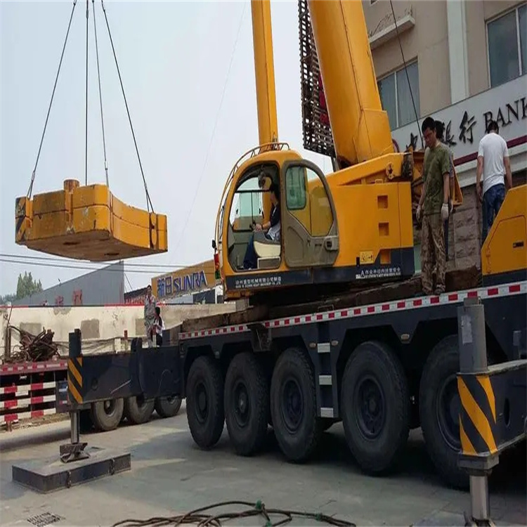 修水县当地吊车出租|机器吊装|75吨|工厂搬迁服务