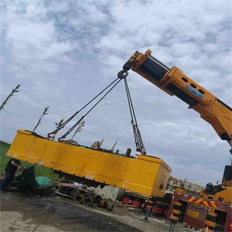 修水县随车吊吊集装箱怎么吊